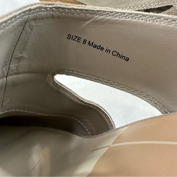 Dolce Vita Rogin Suede Heeled Mules Size 8 - Picture 16 of 16